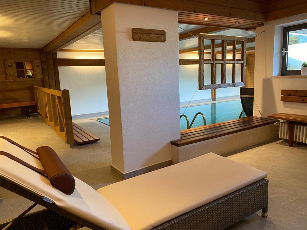 Haus Jaeger Ferienwohnungen Mit Indoor-Pool Inkl. Chiemgaukarte 鲁波尔丁 外观 照片